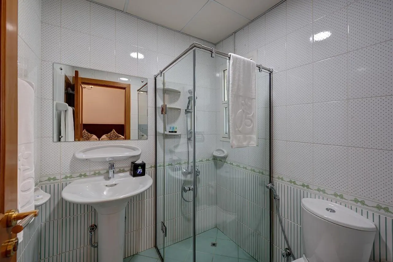 J5 Four Bedroom Villa Holiday Home In Mirdif 두바이 0*,
