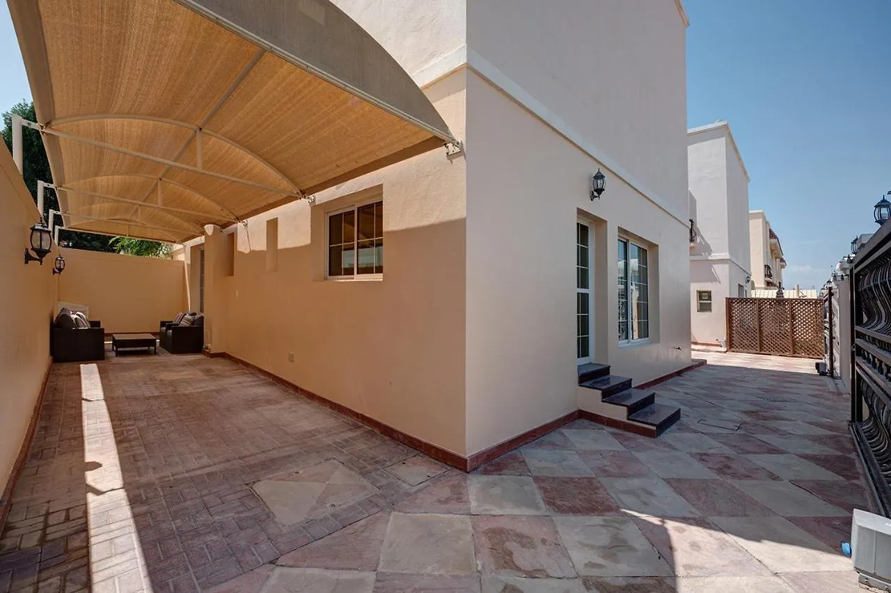 J5 Four Bedroom Villa Holiday Home In Mirdif Dubai